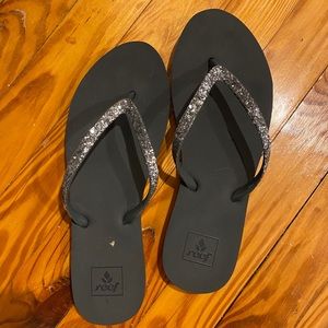 Brand new Reef Stargazer flip flop sandals